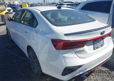 2021 Kia Forte Gt z USA, uszkodzony, nr VIN 3KPF44AC3ME334874